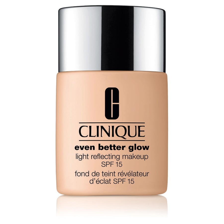 Clinique Even Better Glow Light Reflecting SPF 15