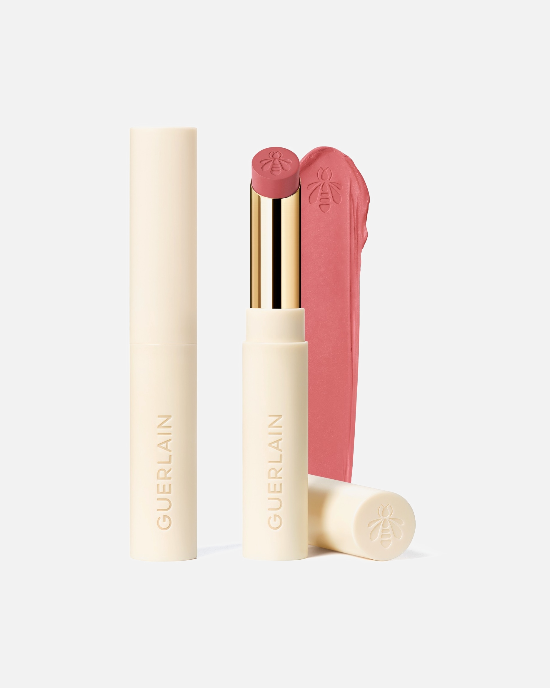 Rúž na pery pre Unisex Guerlain KissKiss VYŽIVUJÚCA RÚŽ S DLHOTRVÁCIM ÚČINKOM OBOHATENÁ O MED – náplň 335 LIGHT ROSE