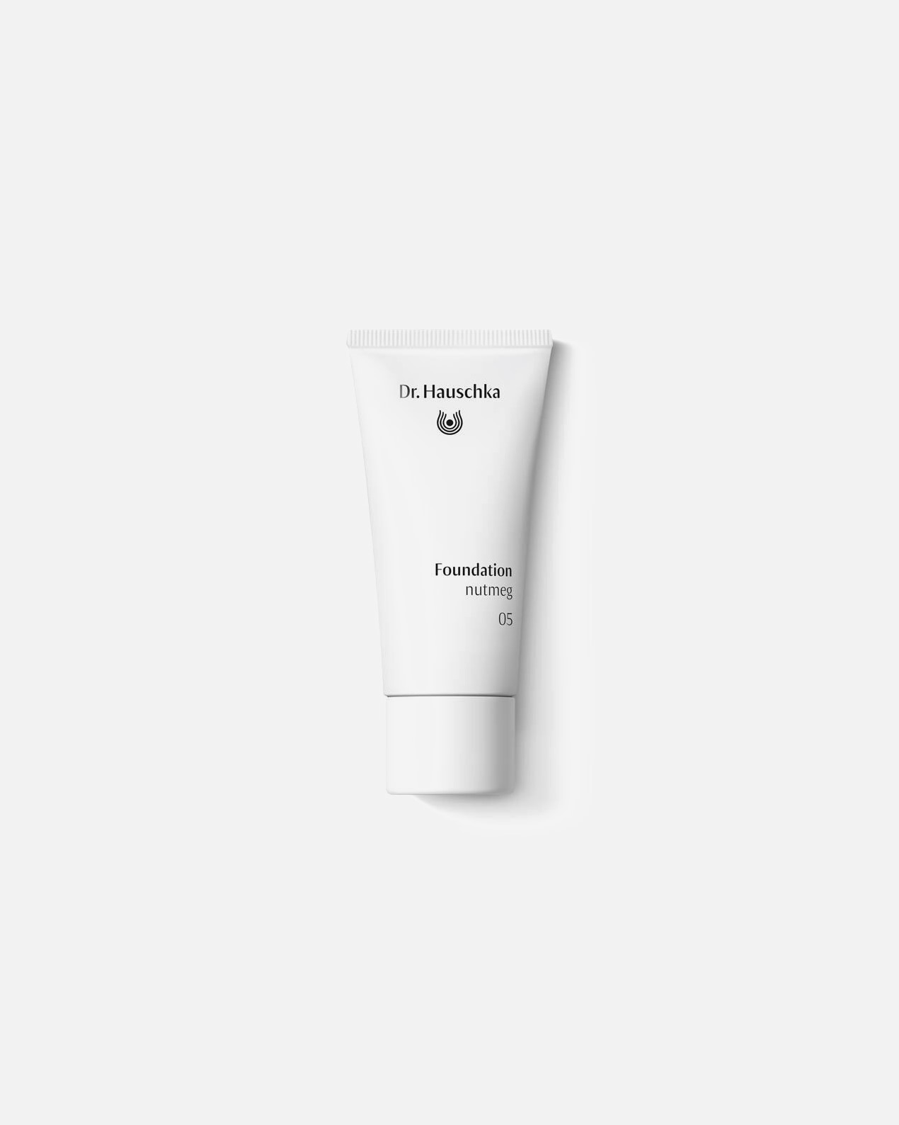 Podklad pre Unisex Dr. Hauschka Foundation 002 pine 30 ml Nr.05 - Nutmeg