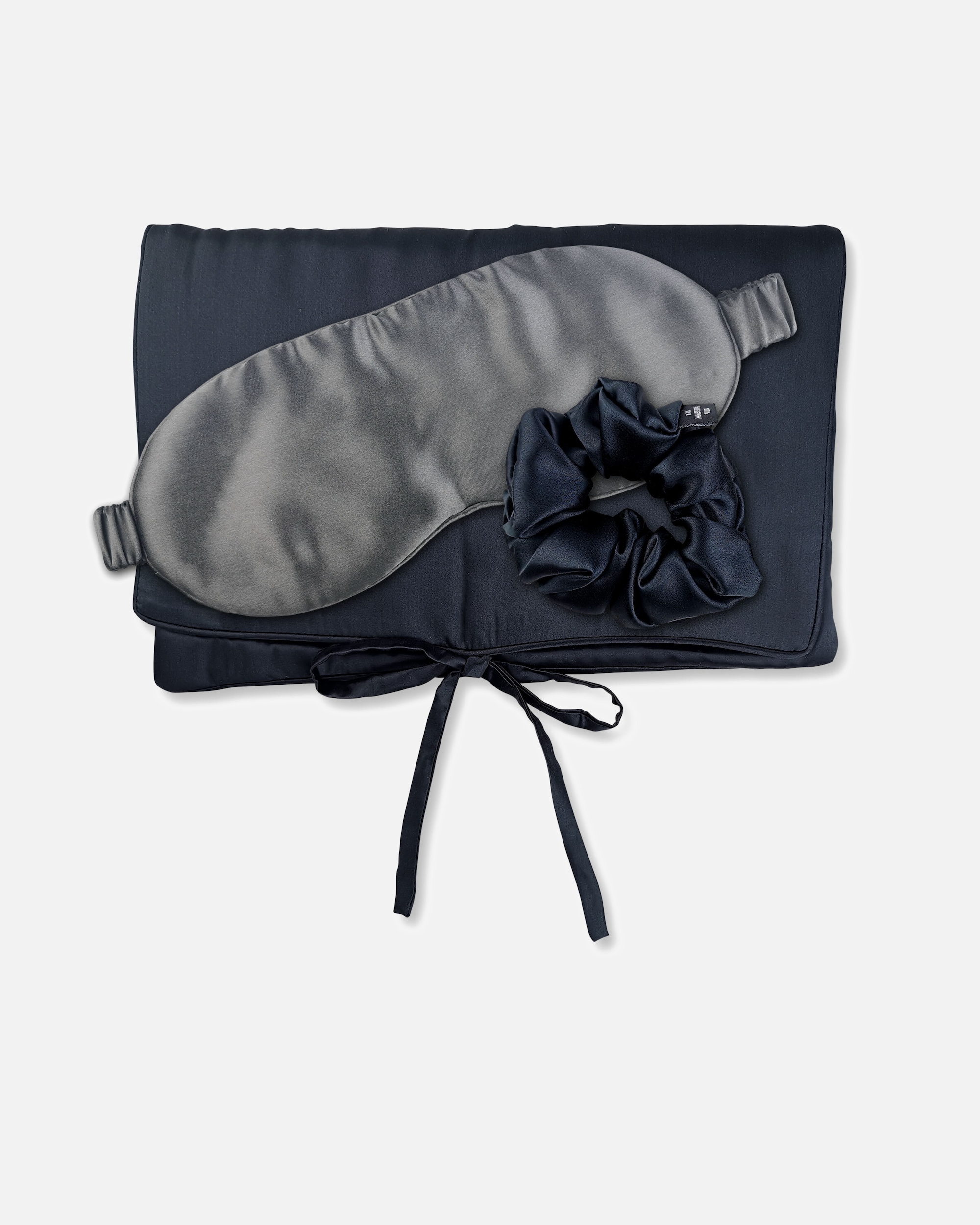 Čelenka pre Pre ženy Ailoria TRAVEL SET BEAUTY M Hodvábny vak, maska na spanie a škraboška M čierna