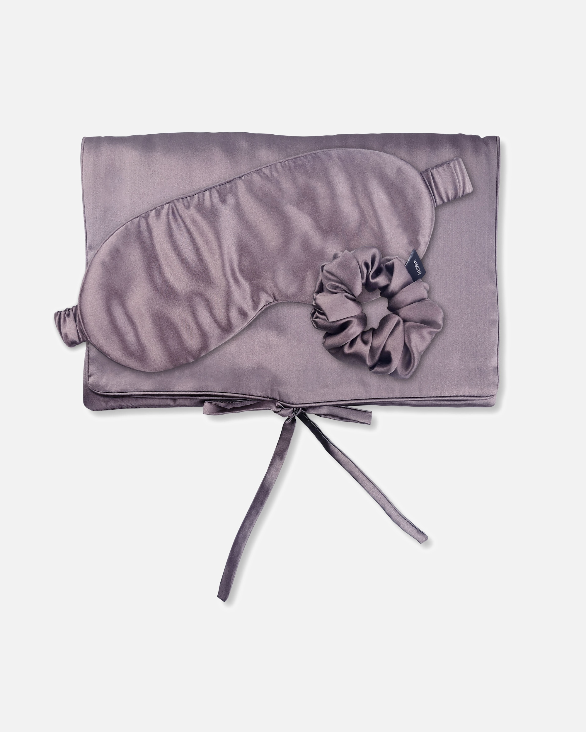 Čelenka pre Pre ženy Ailoria TRAVEL SET BEAUTY M Hodvábny vak, maska na spanie a škraboška M fialová