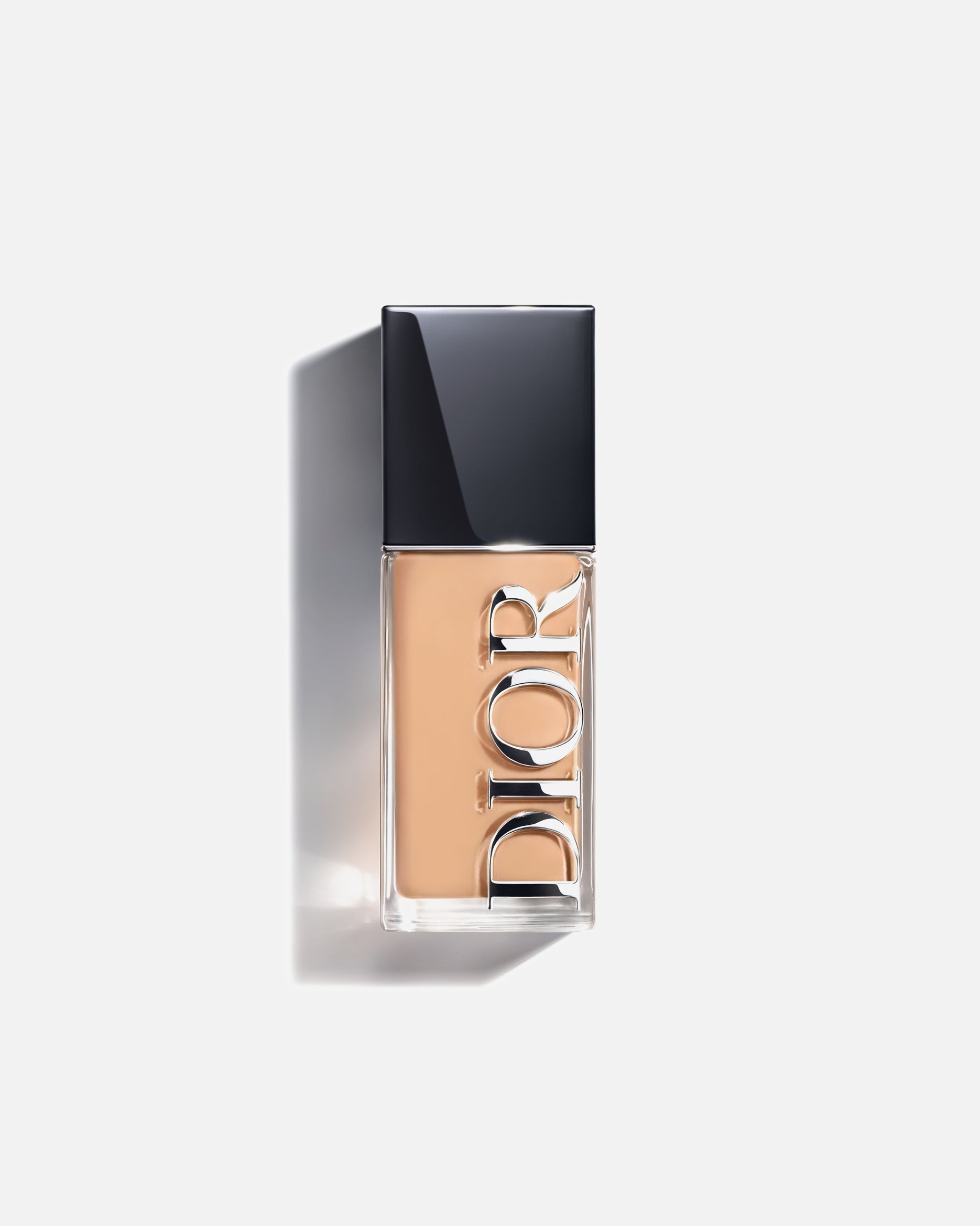 Podklad pre Unisex DIOR Forever Skin Glow - Rozjasňujúci make-up - 24h nosenie a 48h hydratácia 3 Warm