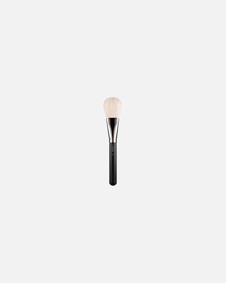 Štetec na púder pre Unisex MAC 135S Large Flat Powder 1 ks