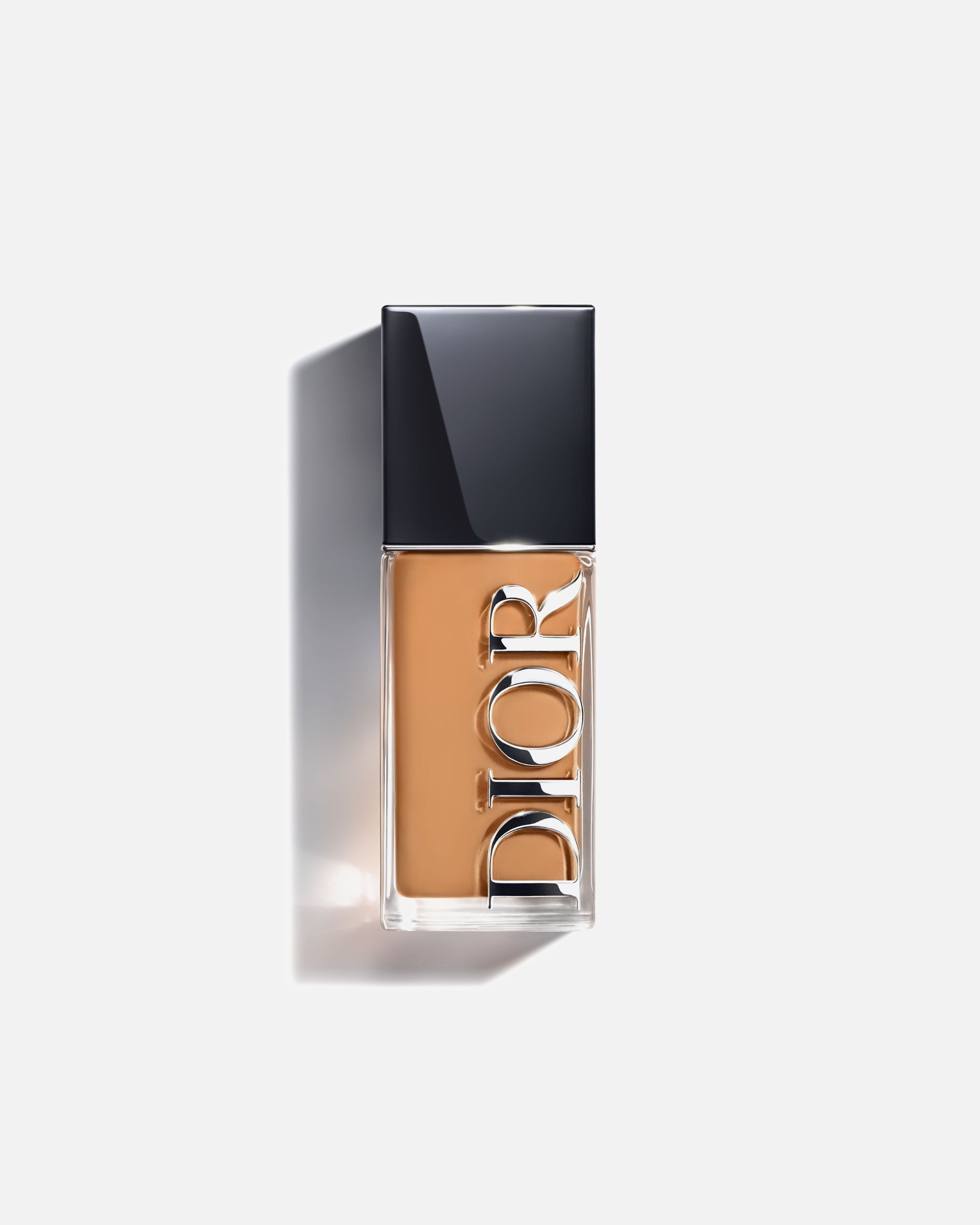 Podklad pre Unisex DIOR Forever Skin Glow - Rozjasňujúci make-up - 24h nosenie a 48h hydratácia 4.5 Neutral
